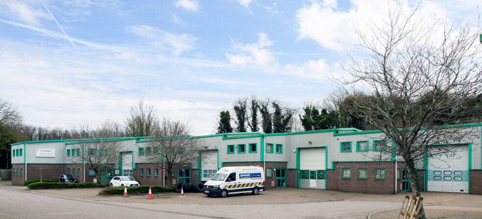 Rankine Rd, Basingstoke for sale - Primary Photo - Image 1 of 1