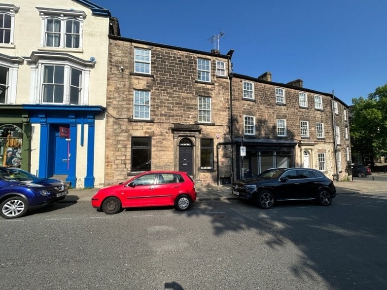 35-37 Swan Rd, Harrogate to rent - Building Photo - Image 2 of 4