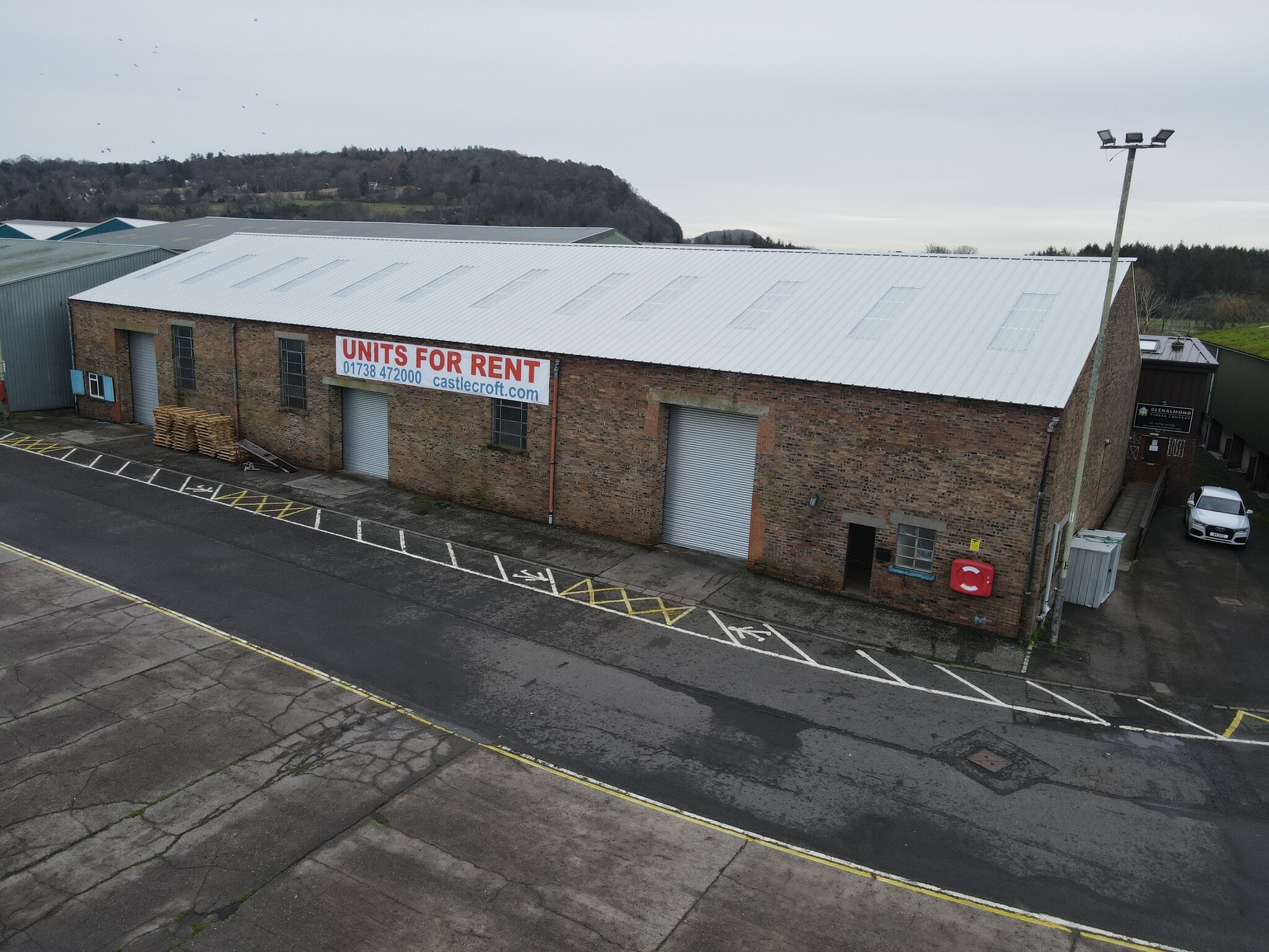 Shore Rd, Perth to rent Building Photo- Image 1 of 5