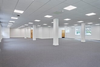 Clifton Park Av, York to rent Interior Photo- Image 2 of 5
