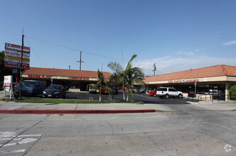 10530-10550 Long Beach Blvd, Lynwood, CA for sale Primary Photo- Image 1 of 1