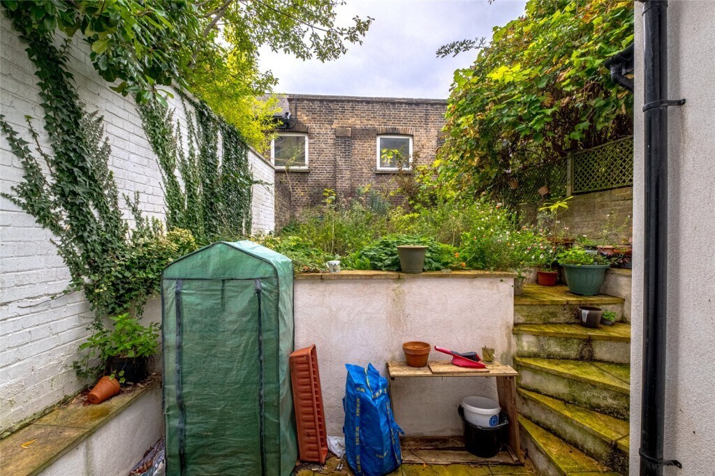 176 Blackstock Rd, London for sale Building Photo- Image 1 of 1