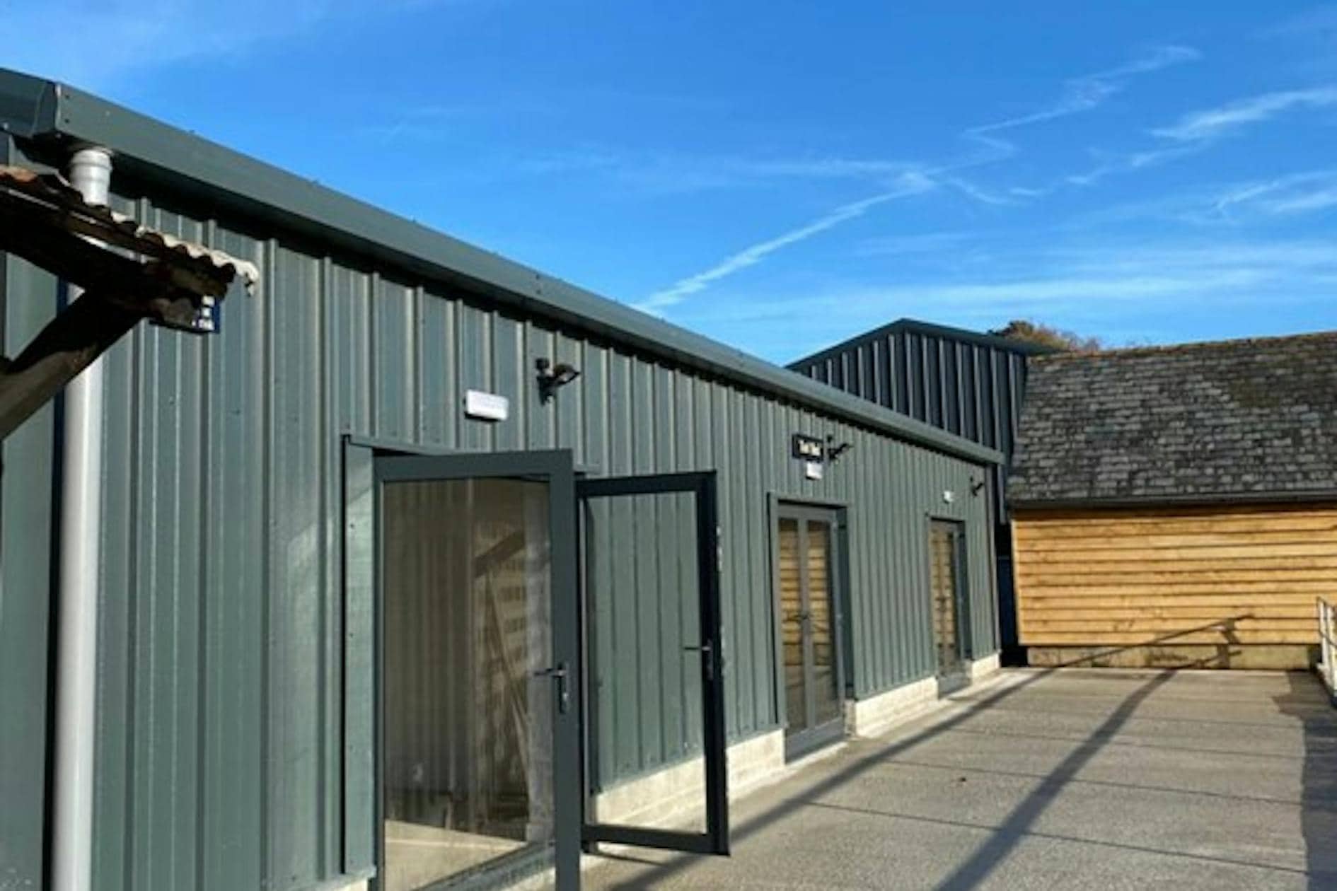 Upton Grey Rd, Upton Grey to rent Primary Photo- Image 1 of 5