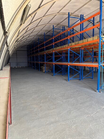 Unit 4, Tenterden Station Estate, Station Rd, Tenterden to rent - Building Photo - Image 3 of 6