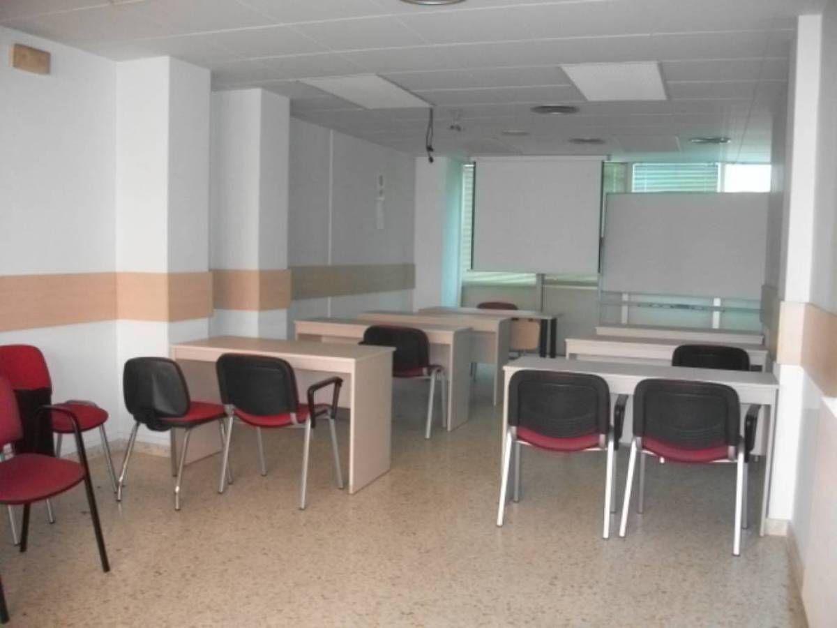 Passeig de Pere III, Manresa, Barcelona to rent Floor Plan- Image 1 of 4