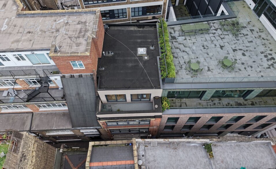 7-8 White Church Passage, London for sale - Primary Photo - Image 1 of 4