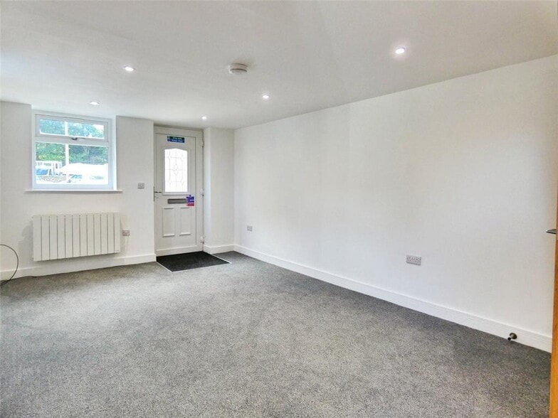 Market Pl, Hawes to rent - Building Photo - Image 3 of 9