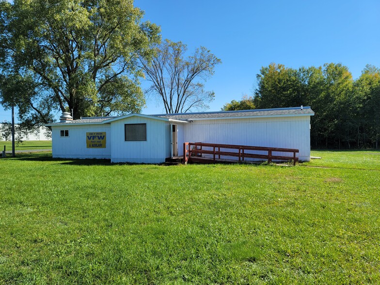 100 3rd St, Dresser, WI for sale - Building Photo - Image 1 of 1