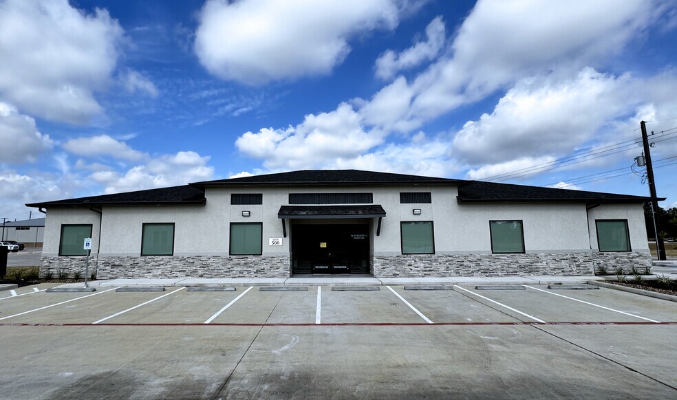 7630 Dowdell Rd, Spring, TX to rent - Building Photo - Image 3 of 15