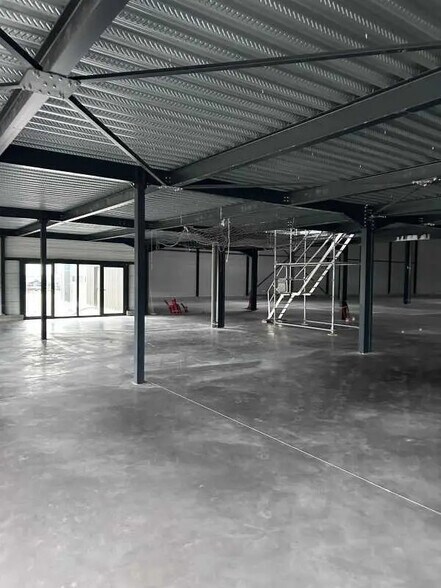 Rue De La Fouillouse, Miribel to rent - Building Photo - Image 2 of 11