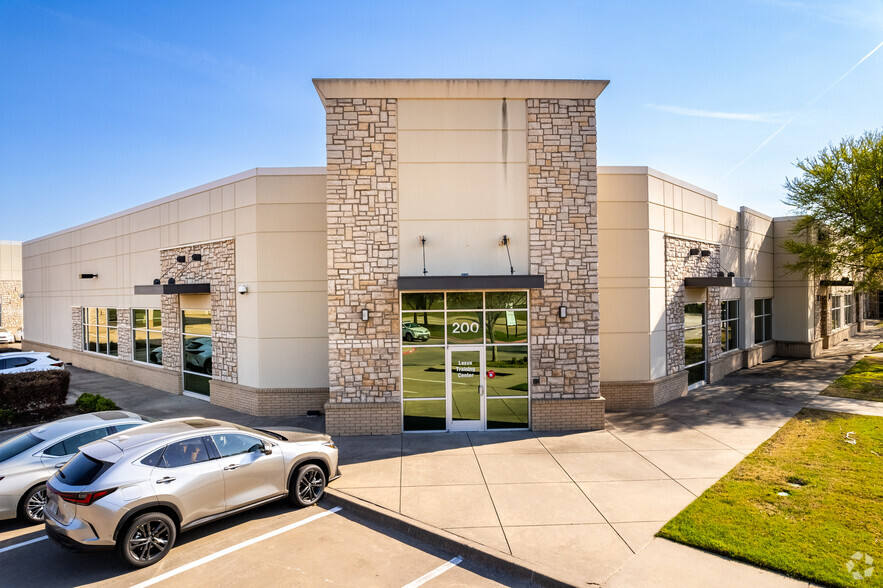 645 E State Highway 121, Coppell, TX for rent - Building Photo - Image 3 of 28