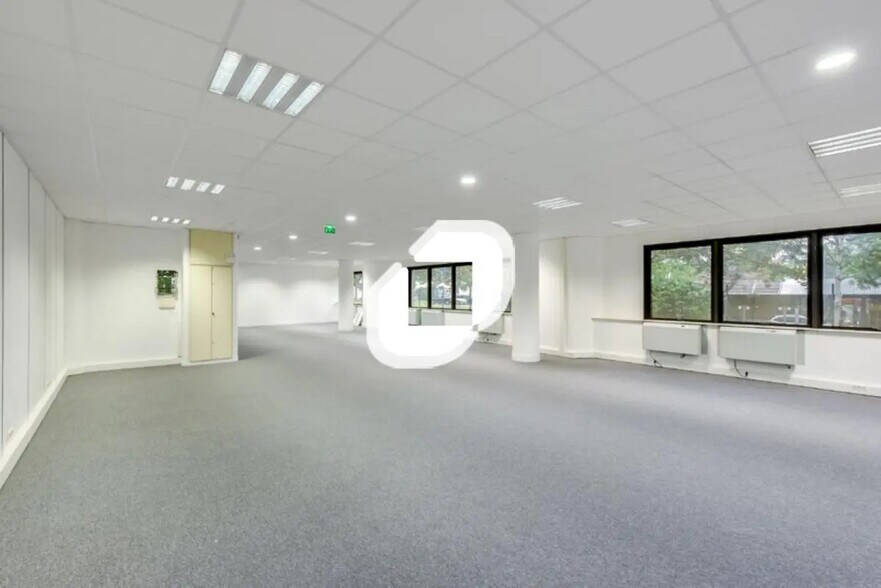 Office in Rosny-sous-Bois to rent - Interior Photo - Image 2 of 18