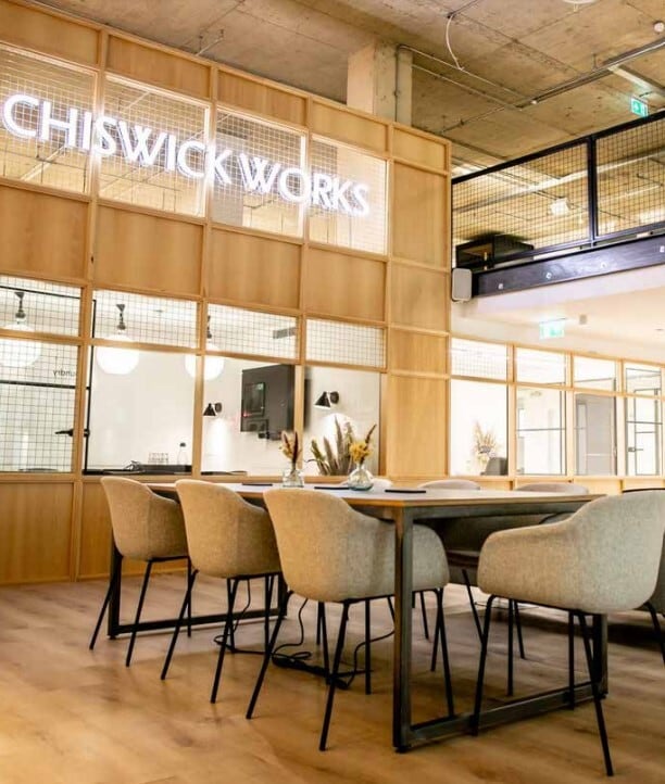 100 Bollo Ln, London to rent Interior Photo- Image 1 of 6