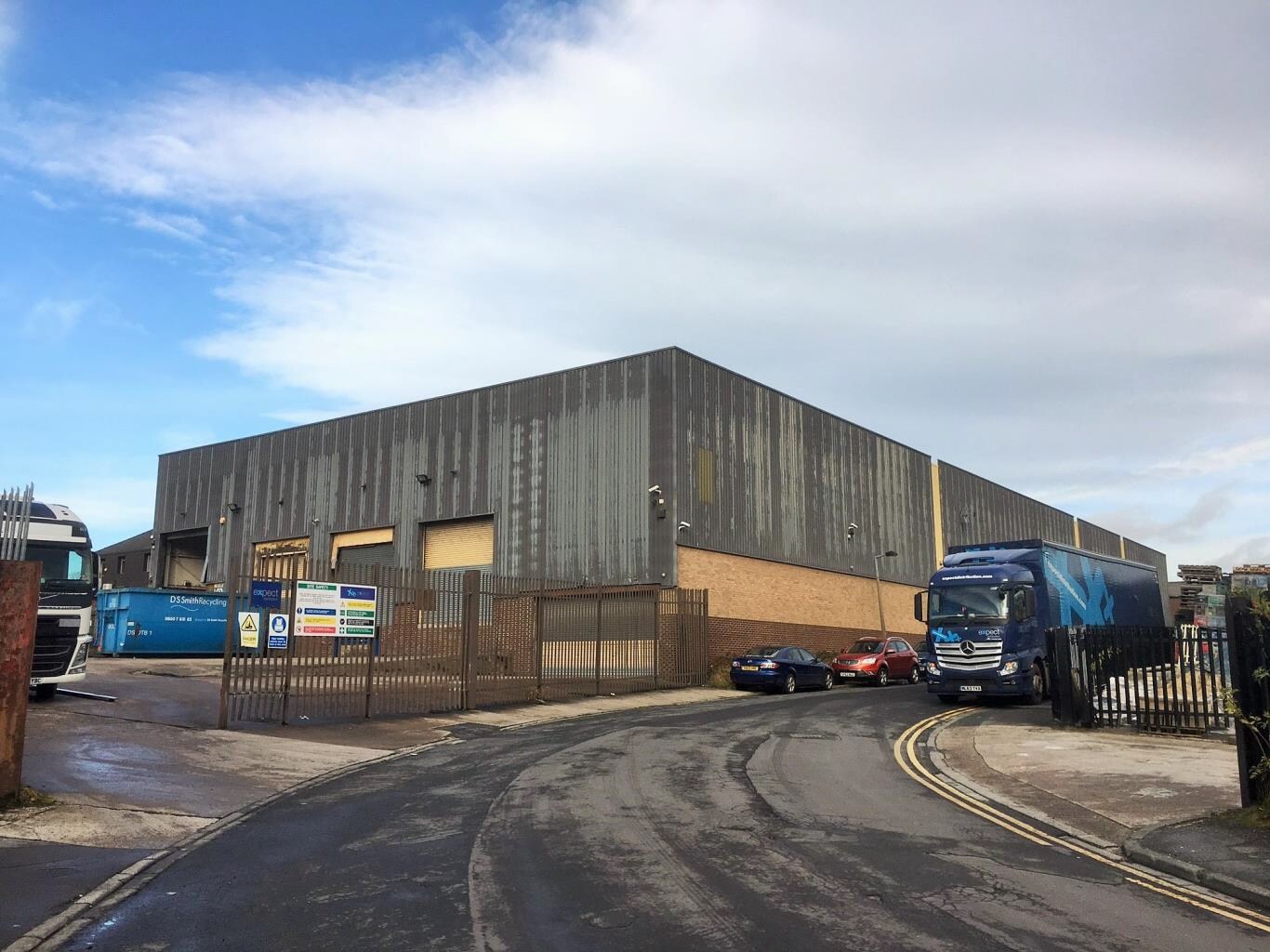 Spartan Rd, Bradford for sale Primary Photo- Image 1 of 1