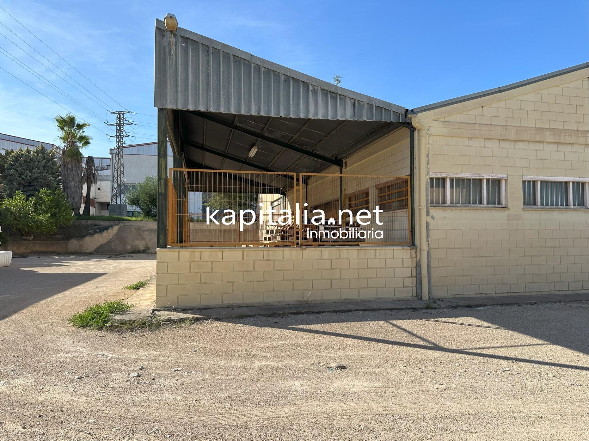 Industrial in Ontinyent, Valencia for sale Building Photo- Image 1 of 9