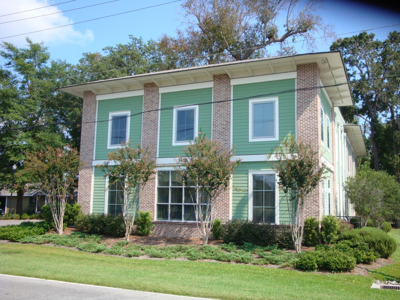 1417 Stuart Engals Blvd, Mount Pleasant, SC for rent - Building Photo - Image 3 of 6