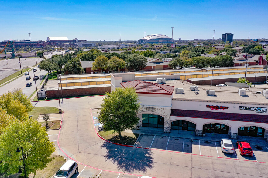 1630 E Lamar Blvd, Arlington, TX for rent - Building Photo - Image 1 of 4