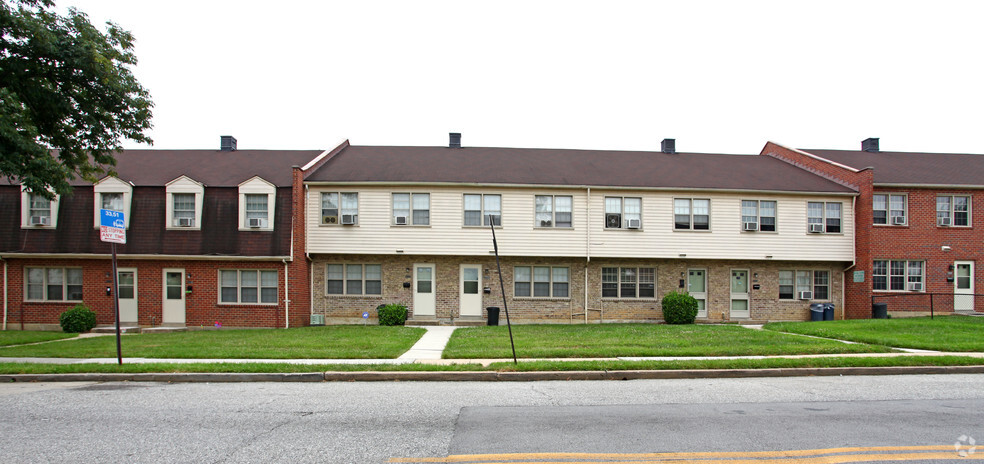 3701 Dolfield Ave, Baltimore, MD for sale - Building Photo - Image 1 of 2