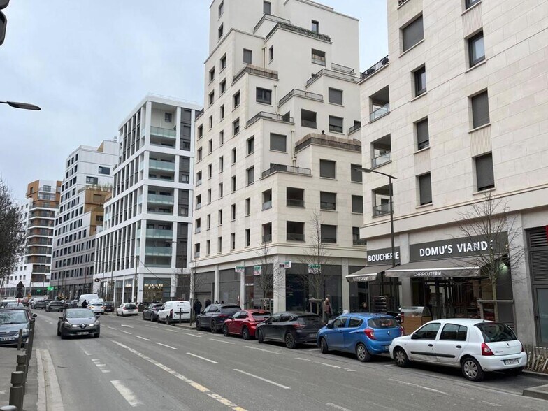 16 Rue De Lisbonne, Rosny-sous-Bois for sale - Building Photo - Image 2 of 8