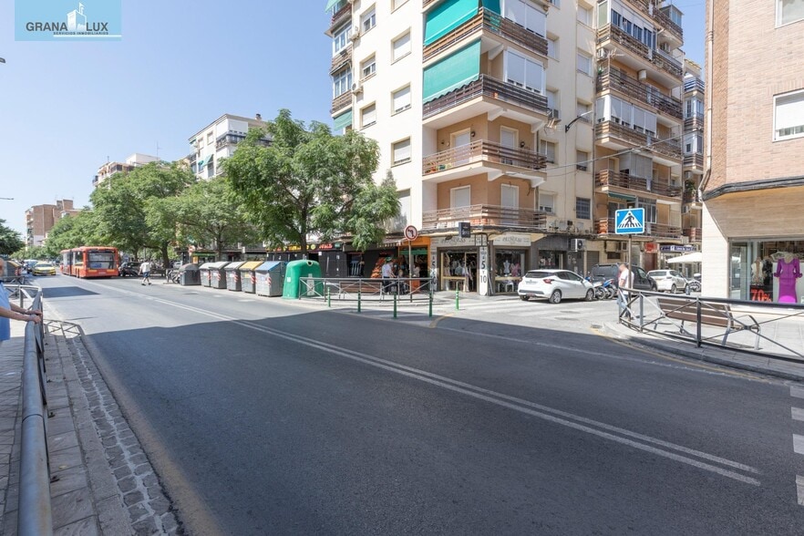 Retail in Granada for sale - Building Photo - Image 1 of 27