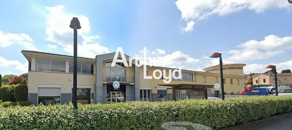 Vente Local d'activités 1 928 m² - Photo 1