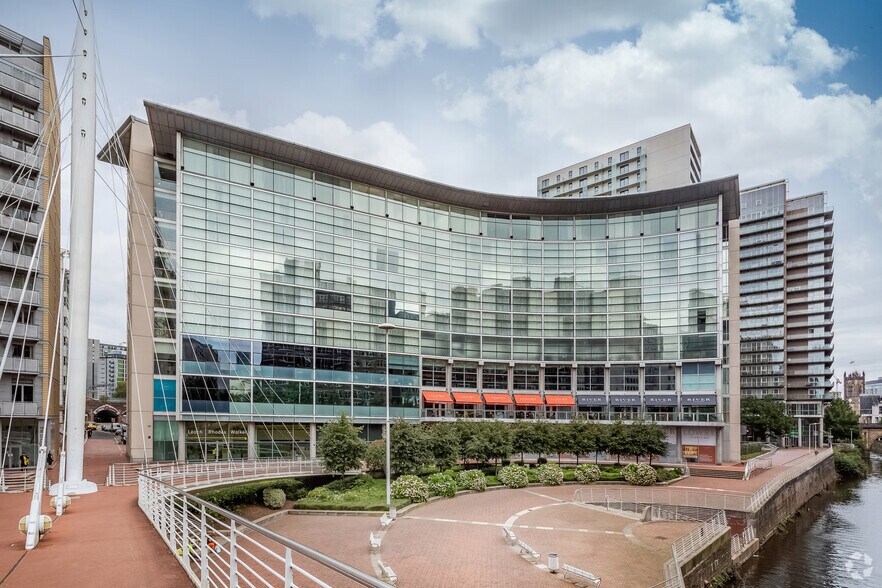 50 Dearmans Pl, Salford for sale - Primary Photo - Image 1 of 1