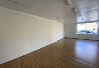 1A Bell Bank, Hereford to rent Interior Photo- Image 2 of 5