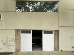 Retail in Amposta, Tarragona to rent Interior Photo- Image 1 of 4