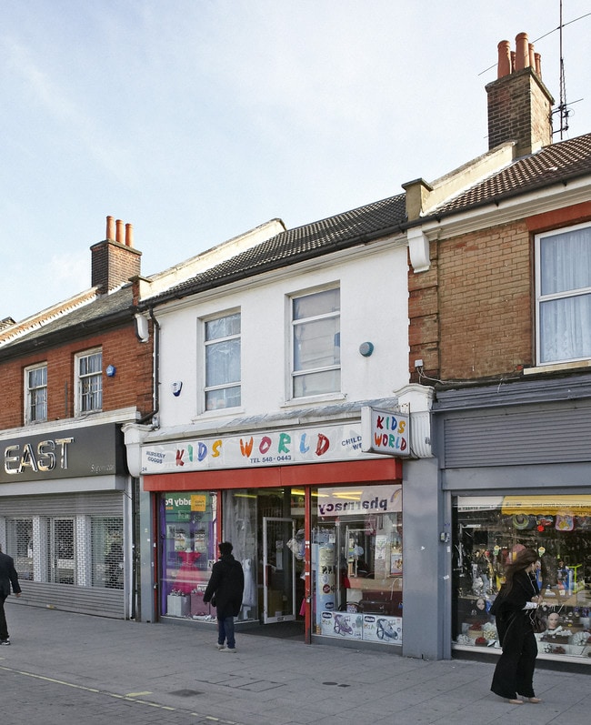 More details for 24 High St N, London - Retail to Rent