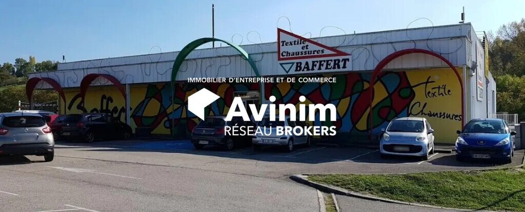 Vente Commerce 1 530 m² - Photo 1