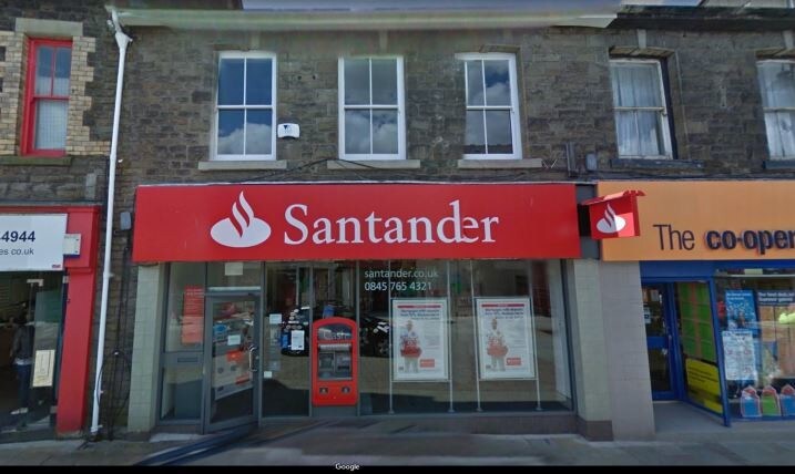 121 Dunraven St, Tonypandy for sale - Primary Photo - Image 1 of 1