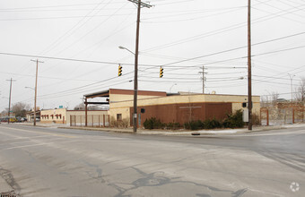 1124-1150 W Mound St, Columbus, OH for rent Primary Photo- Image 1 of 2