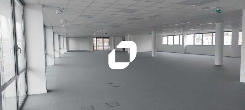 9-23 Rue Paul Lafargue, Saint-Denis to rent - Building Photo - Image 1 of 14
