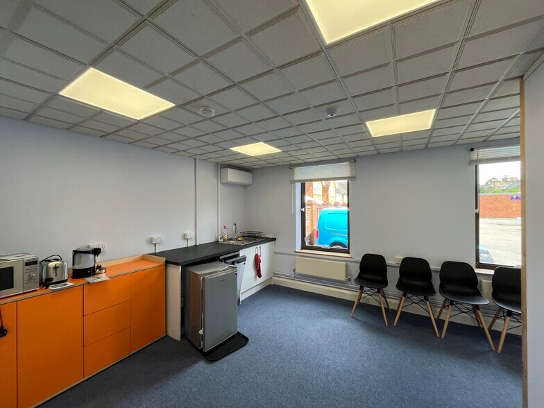 Bridge St, Hitchin to rent - Building Photo - Image 2 of 3