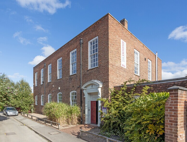 Water Ln, Newark, NG23 5HE UK