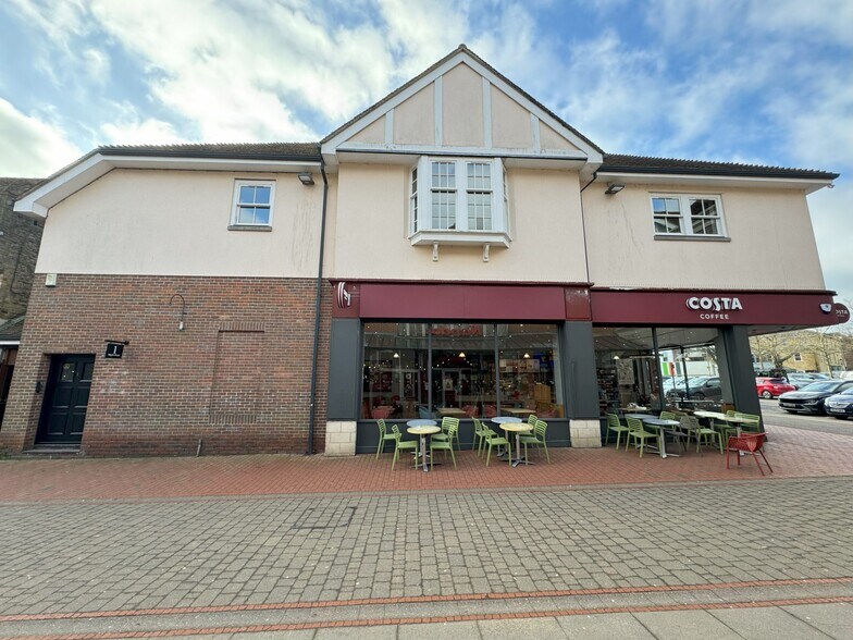 2 Blighs Ct, Sevenoaks for sale - Building Photo - Image 1 of 1