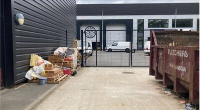 Churchill Way, Chapeltown to rent Building Photo- Image 2 of 6