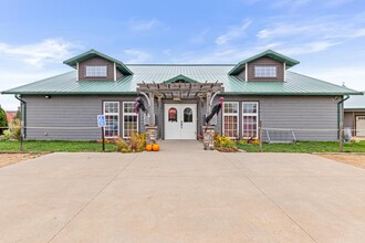 570 Coulee Trl, Hudson, WI for sale Building Photo- Image 1 of 33