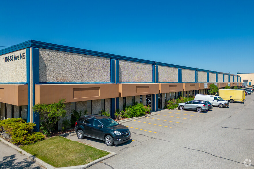 1108 53rd Ave NE, Calgary, AB for sale - Building Photo - Image 1 of 1