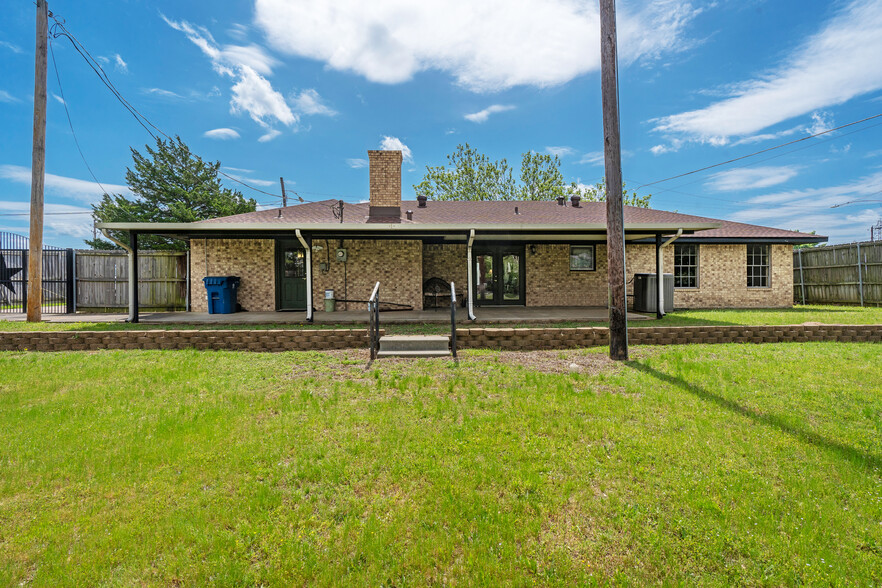 505 N Kilgore St, Kilgore, TX for sale - Primary Photo - Image 1 of 1