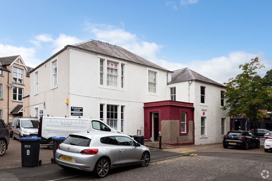 2 Roxburgh St, Galashiels for rent - Building Photo - Image 2 of 3