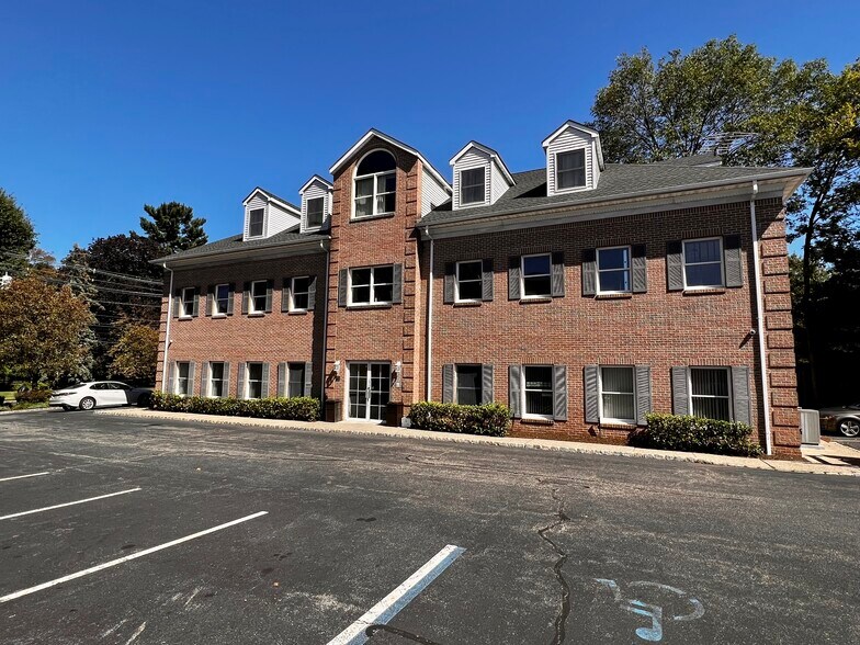 300 North Ave, Cranford, NJ for rent - Building Photo - Image 2 of 2