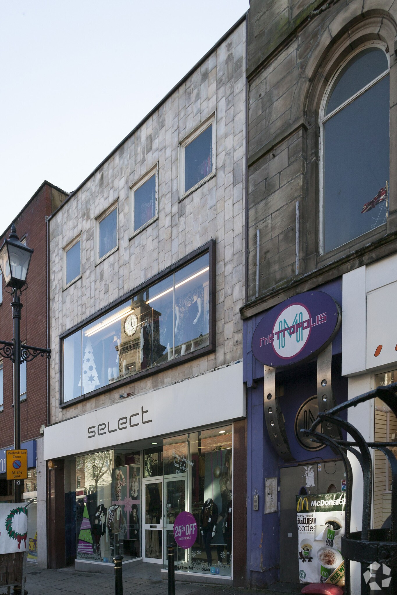 74 High St, Newcastle Under Lyme for sale Primary Photo- Image 1 of 1