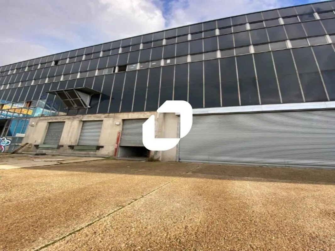 Industrial in Bagnolet to rent Building Photo- Image 1 of 16