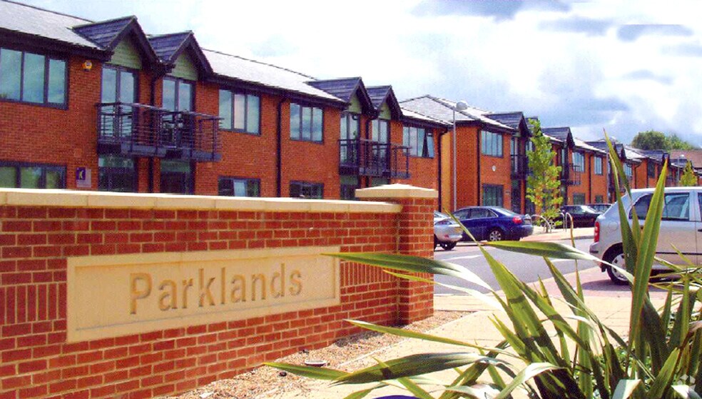 Railton Rd, Guildford, GU2 9JX UK