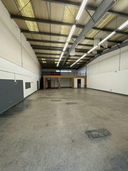 Dadford Rd, Silverstone to rent - Building Photo - Image 1 of 5