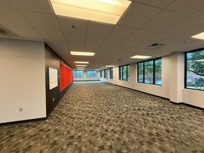 136 Fairview Rd, Mooresville, NC to rent Interior Photo- Image 1 of 10