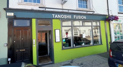 12-12A Upper High St, Winchester to rent Building Photo- Image 1 of 3