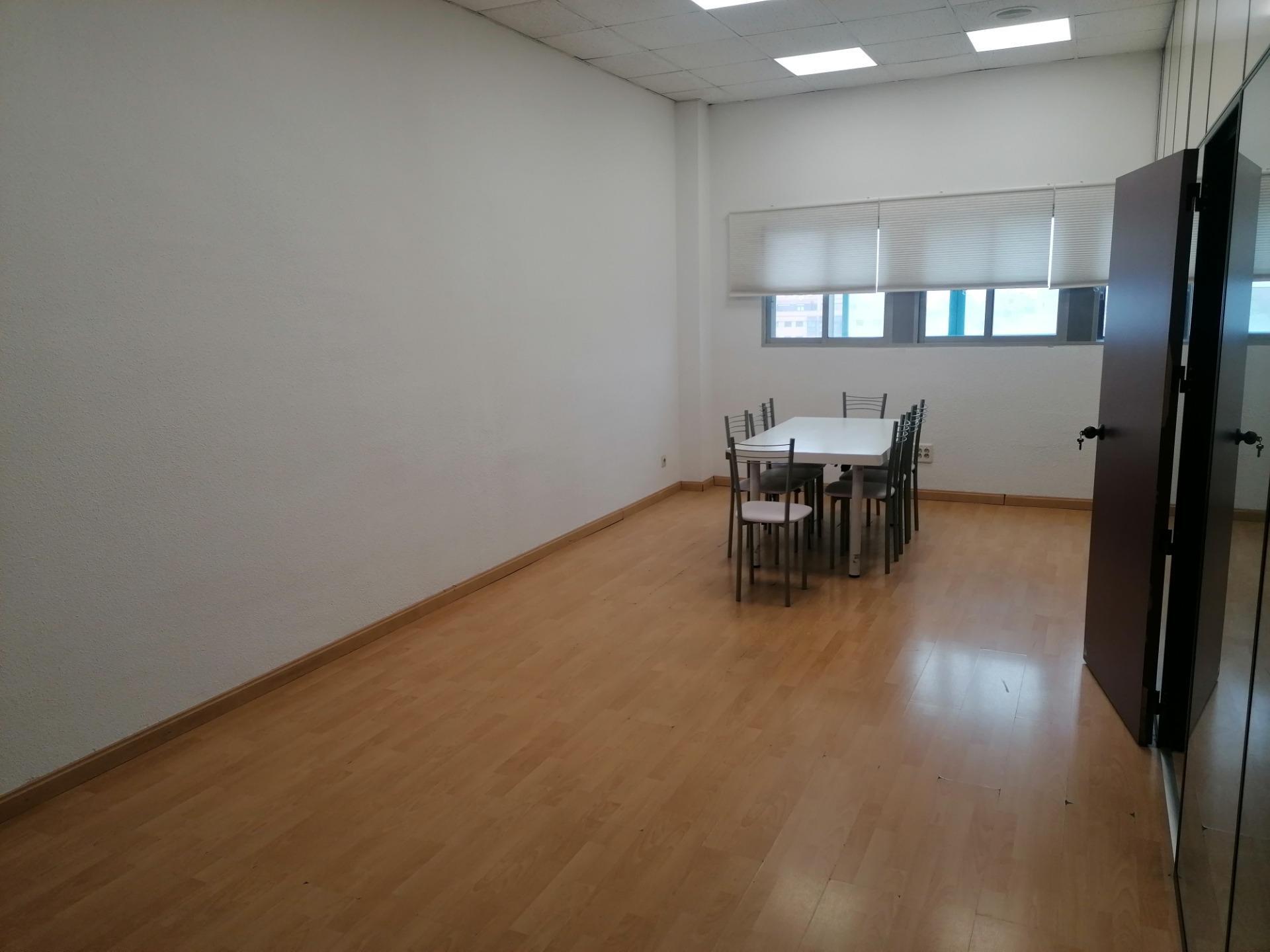 Calle de Isabel Colbrand, 10-12, Madrid, Madrid to rent Floor Plan- Image 1 of 10