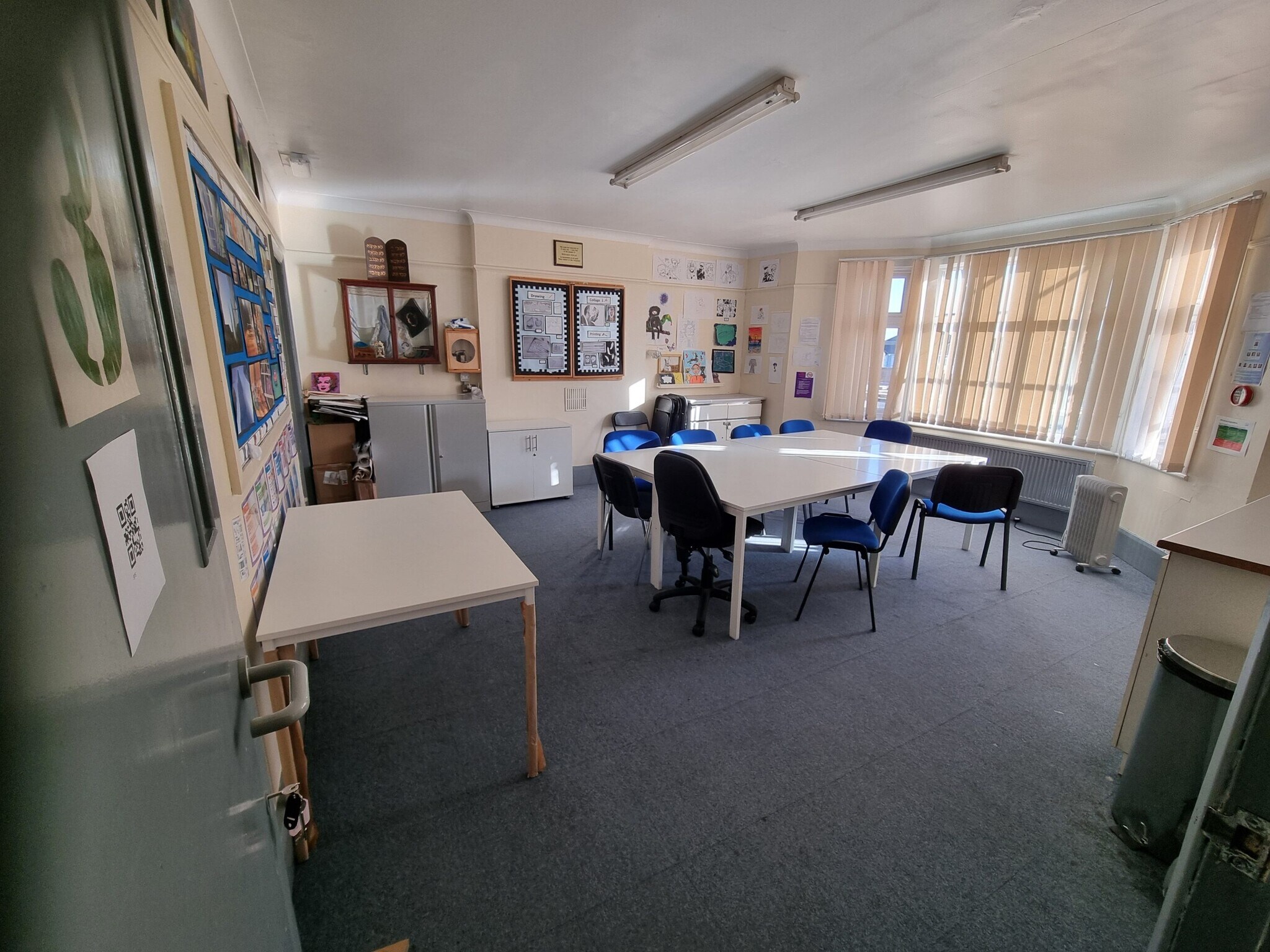 75 Chase Rd, London to rent Interior Photo- Image 1 of 3